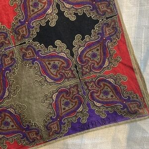 SOLEIADO Colorful Paisley Scarf